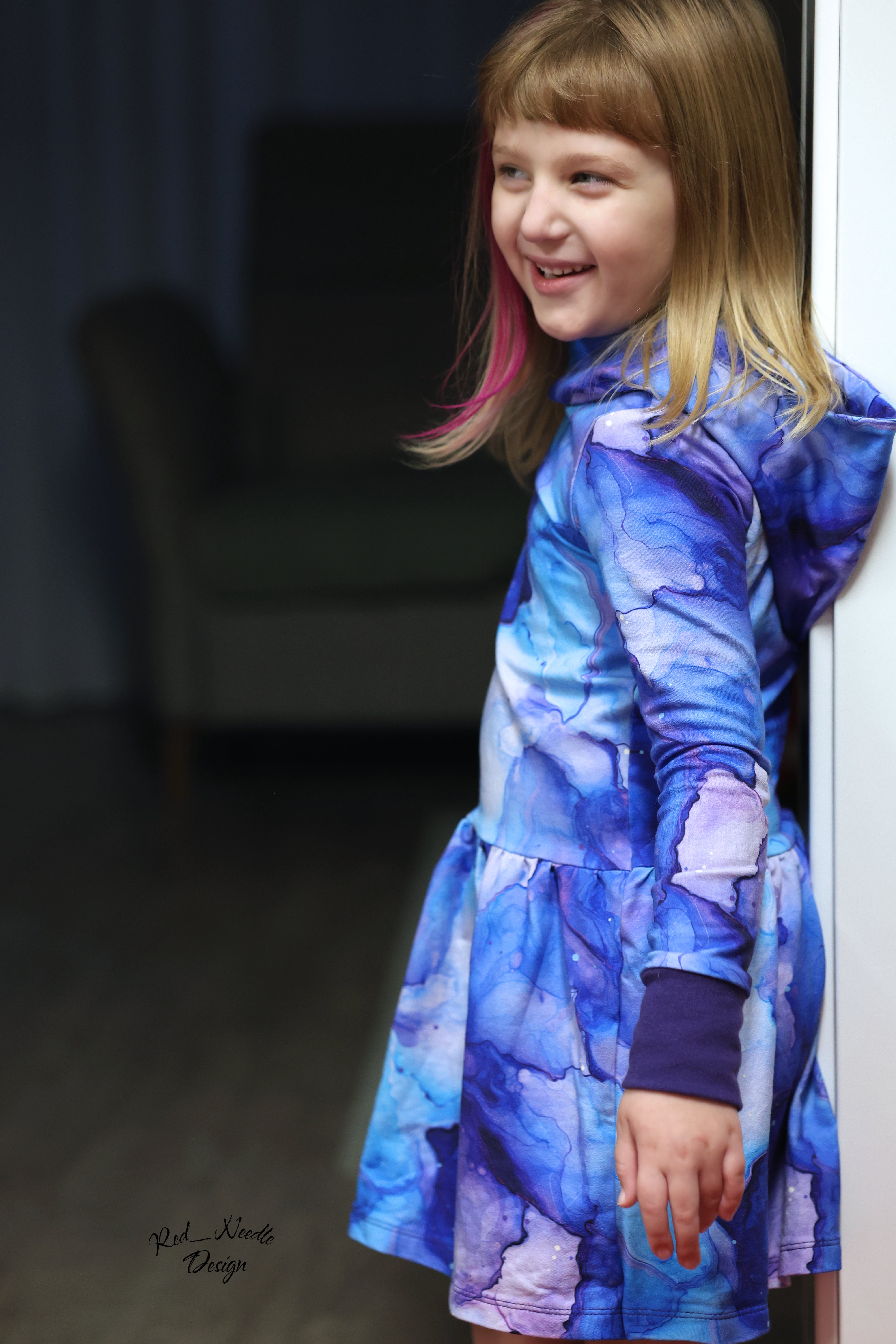 Lila blau Neon Alkohol Dauervorbestellung